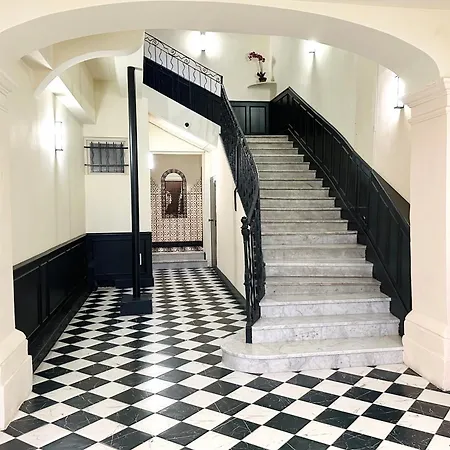 Elegant 2 Pieces 50m2 Au Coeur Du Vieil Lägenhet