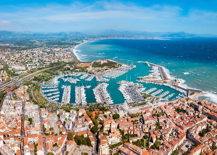 Appartement élégant 2 Pièces 50m2 Au Coeur Du Vieil Antibes