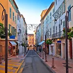 아파트 Barquier Old Town 2min Walk To *