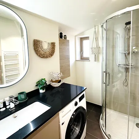 Elegant 2 Pieces 50m2 Au Coeur Du Vieil Lejlighed