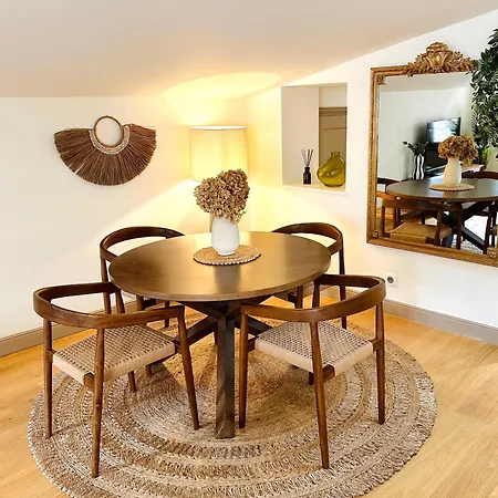 Lejlighed Elegant 2 Pieces 50m2 Au Coeur Du Vieil Antibes