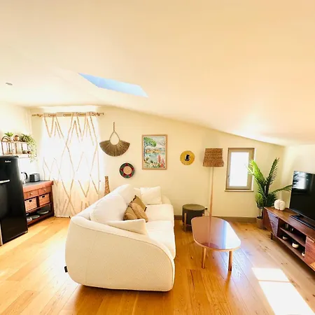 Magnifique 2 Pieces 45m2 Au Coeur Du Vieil * Antibes